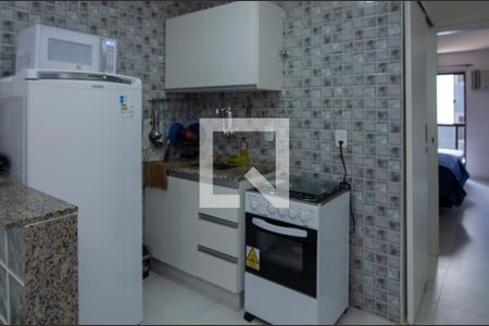 Cozinha de kitnet/studio para alugar com 1 quarto, 45m² em Recreio dos Bandeirantes, Rio de Janeiro