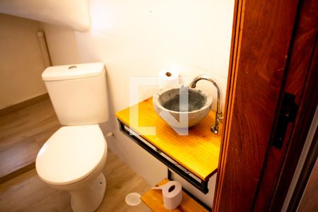 Casa à venda com 210m², 3 quartos e 2 vagasLavabo 4