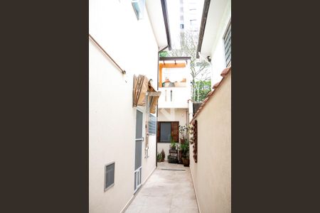 Casa à venda com 210m², 3 quartos e 2 vagasQuintal