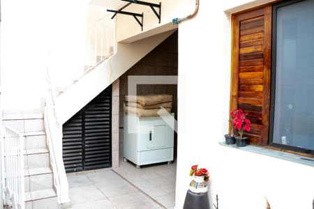 Casa à venda com 210m², 3 quartos e 2 vagasQuintal