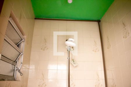 Casa à venda com 210m², 3 quartos e 2 vagasBanheiro 3