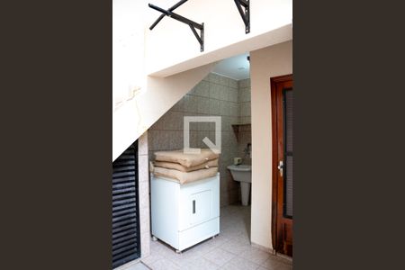 Casa à venda com 210m², 3 quartos e 2 vagasLavanderia