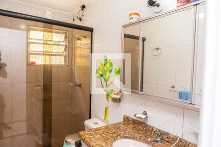 Casa à venda com 130m², 4 quartos e 2 vagasBanheiro