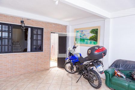 Casa à venda com 130m², 4 quartos e 2 vagasÁrea de Serviço