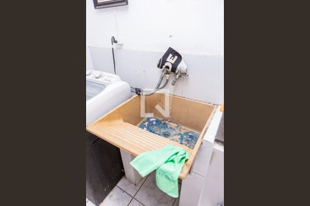 Casa à venda com 130m², 4 quartos e 2 vagasÁrea de Serviço