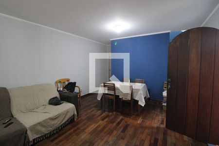 Sala de casa à venda com 3 quartos, 150m² em Jardim Cidália, São Paulo