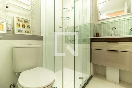 Banheiro de apartamento para alugar com 1 quarto, 25m² em Vila Buarque, São Paulo