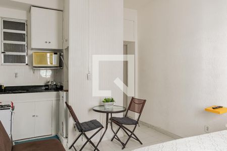 Studio à venda com 21m², 1 quarto e sem vaga Studio à venda com 21m², 1 quarto e sem vagaSala/Quarto