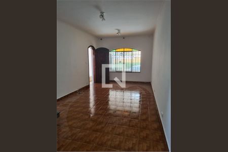Casa à venda com 3 quartos, 188m² em Jardim Piqueroby, São Paulo