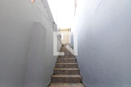 Casa à venda com 300m², 1 quarto e 1 vaga Casa à venda com 300m², 1 quarto e 1 vagaCorredor