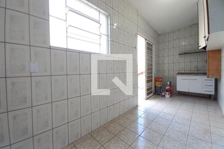 Casa à venda com 300m², 1 quarto e 1 vaga Casa à venda com 300m², 1 quarto e 1 vagaCozinha