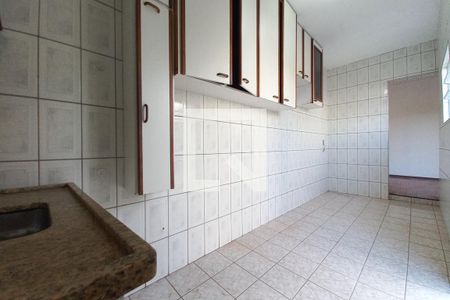 Casa à venda com 300m², 1 quarto e 1 vaga Casa à venda com 300m², 1 quarto e 1 vagaCozinha