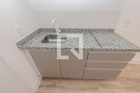 Studio para alugar com 24m², 1 quarto e sem vaga Studio para alugar com 24m², 1 quarto e sem vagaBanheiro