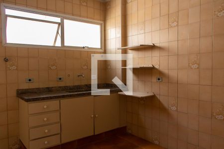 Apartamento à venda com 105m², 2 quartos e 1 vagaCOZINHA