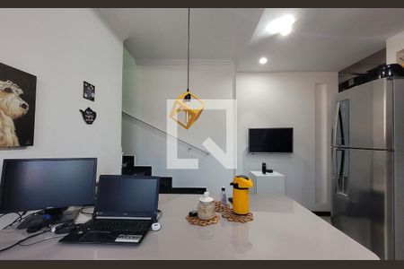 Cozinha de apartamento à venda com 2 quartos, 82m² em Vila Eldízia, Santo André