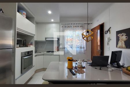 Cozinha de apartamento à venda com 2 quartos, 82m² em Vila Eldízia, Santo André