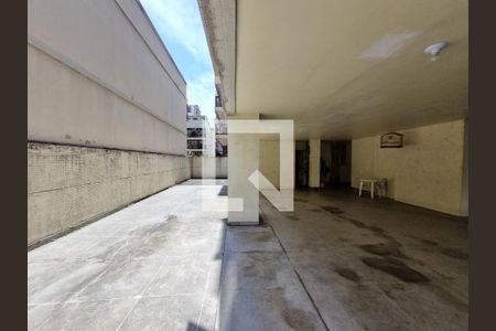 Apartamento para alugar com 70m², 2 quartos e 1 vaga Apartamento para alugar com 70m², 2 quartos e 1 vagaÁrea Comum - Playground