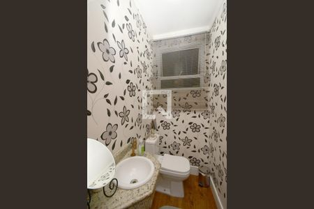 Casa à venda com 165m², 3 quartos e 2 vagasLavabo