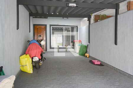 Casa à venda com 165m², 3 quartos e 2 vagasGaragem