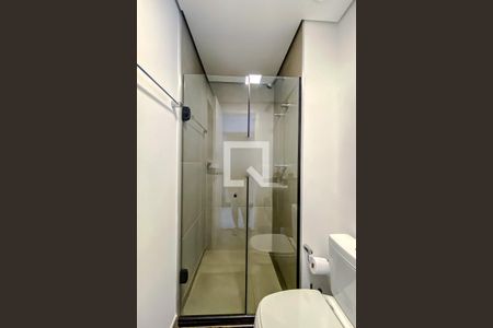 Banheiro de kitnet/studio para alugar com 1 quarto, 21m² em Vila Mariana, São Paulo