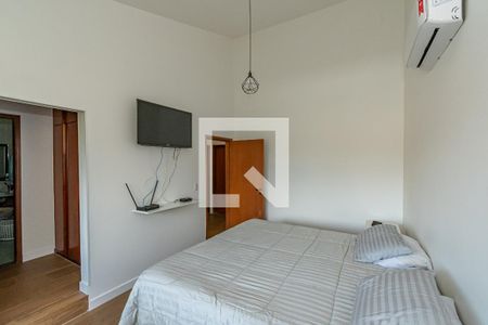 Suite  de casa à venda com 3 quartos, 220m² em Cidade Universitária, Campinas