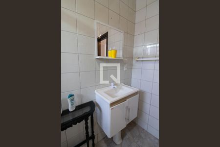 Casa à venda com 140m², 3 quartos e 4 vagas Casa à venda com 140m², 3 quartos e 4 vagasBanheiro do Ecritorio