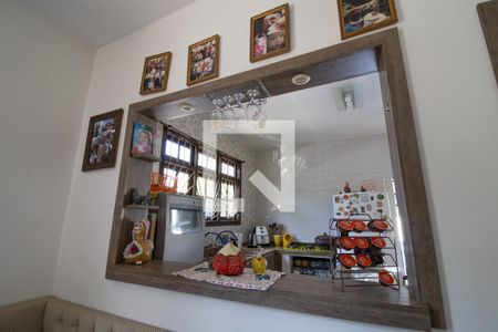 Casa à venda com 140m², 3 quartos e 4 vagas Casa à venda com 140m², 3 quartos e 4 vagasCozinha