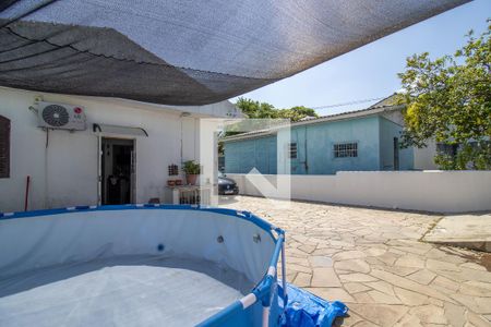 Casa à venda com 140m², 3 quartos e 4 vagas Casa à venda com 140m², 3 quartos e 4 vagasÁrea externa