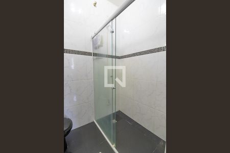 Casa à venda com 140m², 3 quartos e 4 vagas Casa à venda com 140m², 3 quartos e 4 vagasBanheiro