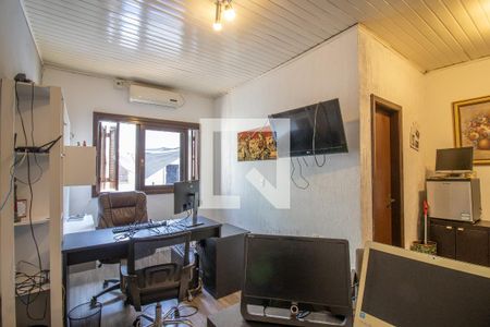 Casa à venda com 140m², 3 quartos e 4 vagas Casa à venda com 140m², 3 quartos e 4 vagasEscritorio