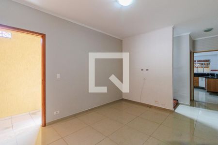 Sala de casa para alugar com 2 quartos, 100m² em Jardim Ouro Preto, Taboão da Serra