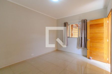 Sala de casa para alugar com 2 quartos, 100m² em Jardim Ouro Preto, Taboão da Serra
