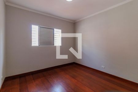 Quarto 1 de casa para alugar com 2 quartos, 100m² em Jardim Ouro Preto, Taboão da Serra