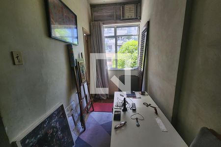 Sala de apartamento para alugar com 1 quarto, 31m² em Botafogo, Rio de Janeiro
