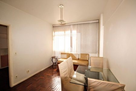 Sala de apartamento à venda com 1 quarto, 48m² em Lourdes, Belo Horizonte