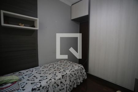 Quarto 1 de apartamento para alugar com 2 quartos, 75m² em Salgado Filho, Belo Horizonte