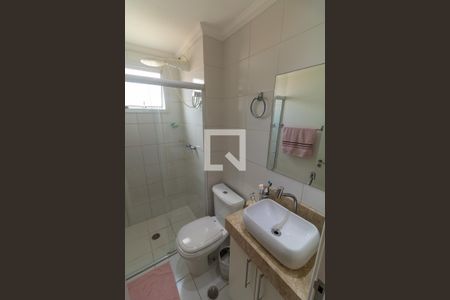 Apartamento para alugar com 47m², 2 quartos e 1 vaga Apartamento para alugar com 47m², 2 quartos e 1 vagaBanheiro 1