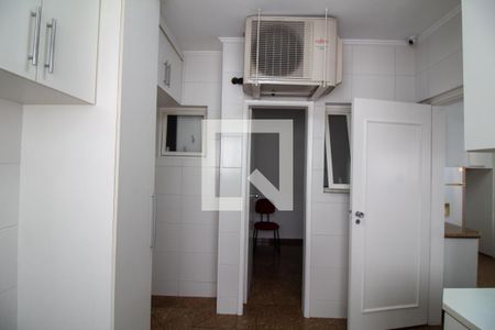 Apartamento para alugar com 152m², 3 quartos e 3 vagasÁrea de Serviço