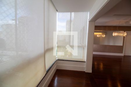 Apartamento para alugar com 152m², 3 quartos e 3 vagasSala