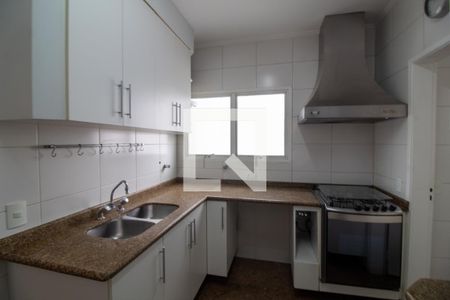 Apartamento para alugar com 152m², 3 quartos e 3 vagasCozinha