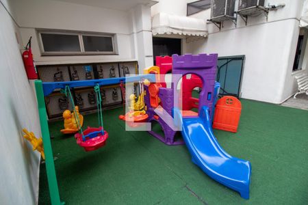 Apartamento para alugar com 152m², 3 quartos e 3 vagasÁrea comum - Playground