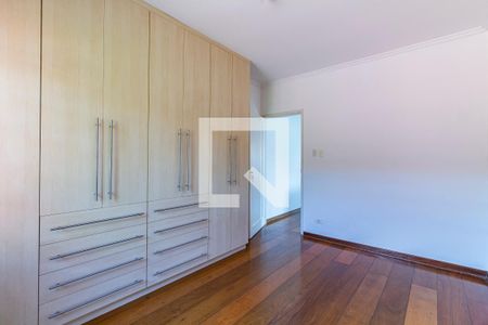 Quarto 2 de casa para alugar com 3 quartos, 135m² em Jardim Aeroporto, São Paulo