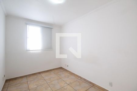 Quarto 1 de apartamento para alugar com 2 quartos, 58m² em Jardim Roberto, Osasco