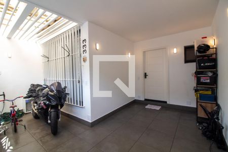 Casa à venda com 180m², 3 quartos e 1 vagaGaragem