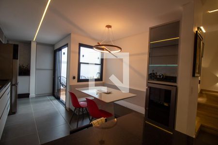 Casa à venda com 180m², 3 quartos e 1 vagaCopa