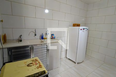 Casa à venda com 330m², 3 quartos e 5 vagas Casa à venda com 330m², 3 quartos e 5 vagassegundo imovel cozinha