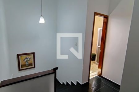 Casa à venda com 330m², 3 quartos e 5 vagas Casa à venda com 330m², 3 quartos e 5 vagashall