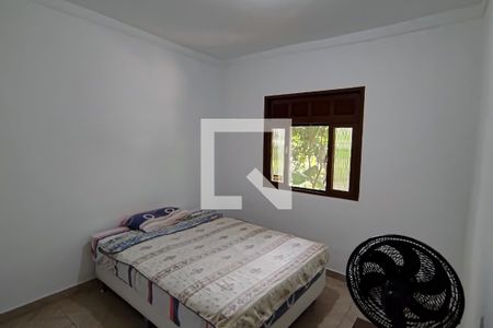 Casa à venda com 330m², 3 quartos e 5 vagas Casa à venda com 330m², 3 quartos e 5 vagassegundo imovel quarto