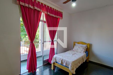 Casa à venda com 330m², 3 quartos e 5 vagas Casa à venda com 330m², 3 quartos e 5 vagasquarto 3