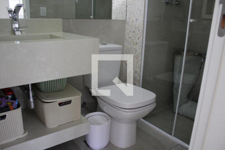 Banheiro de apartamento à venda com 2 quartos, 56m² em Vila Prudente, São Paulo